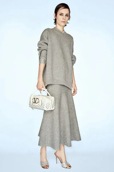 Look 15